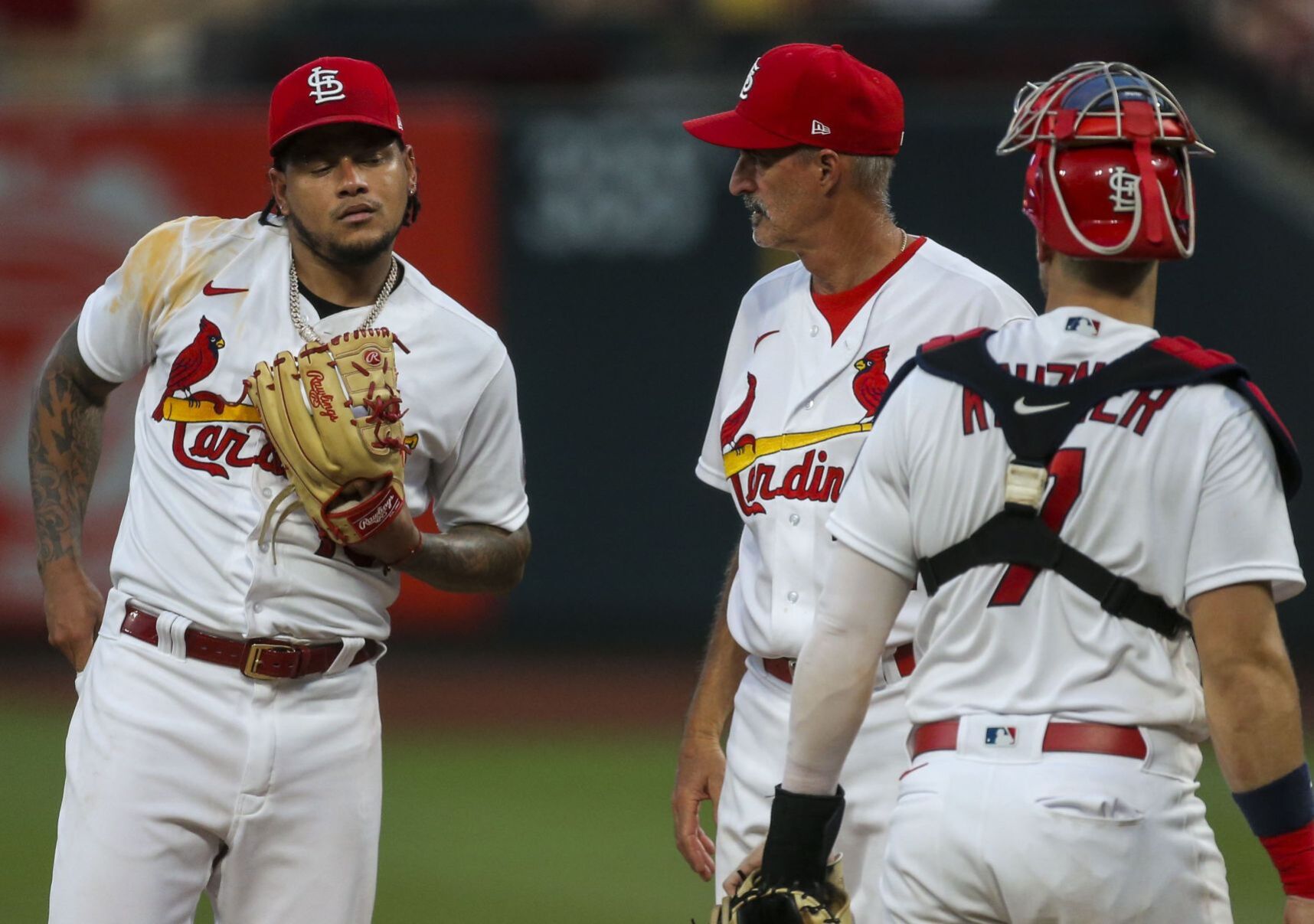 Cardinals toppled by Indians